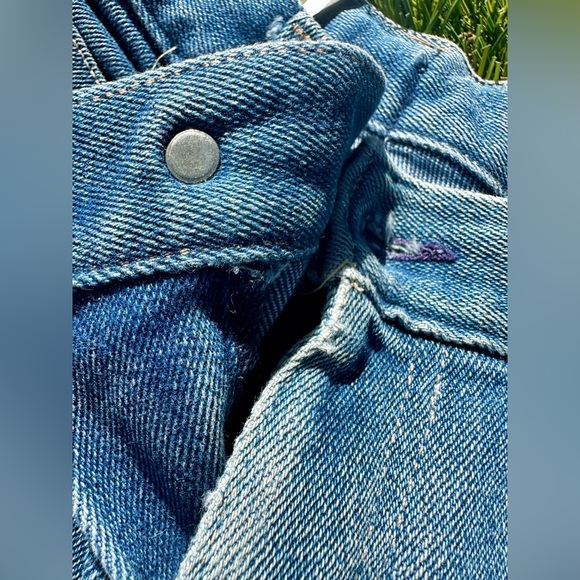 Levi’s 1980s Vintage White Tab Cropped Jeans - Picture 7 of 10